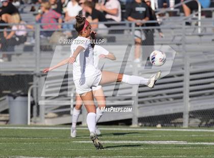 Thumbnail 1 in Farmington vs. Lone Peak (UHSAA 6A Semifinal) photogallery.