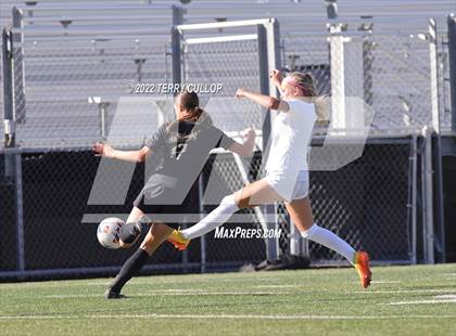 Thumbnail 2 in Farmington vs. Lone Peak (UHSAA 6A Semifinal) photogallery.