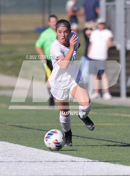 Thumbnail 1 in Farmington vs. Lone Peak (UHSAA 6A Semifinal) photogallery.