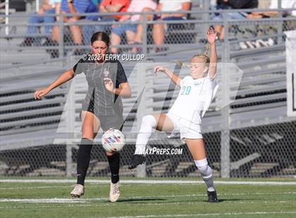 Thumbnail 2 in Farmington vs. Lone Peak (UHSAA 6A Semifinal) photogallery.