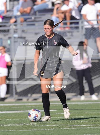 Thumbnail 3 in Farmington vs. Lone Peak (UHSAA 6A Semifinal) photogallery.