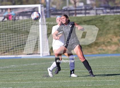 Thumbnail 3 in Farmington vs. Lone Peak (UHSAA 6A Semifinal) photogallery.