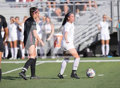 Thumbnail 2 in Farmington vs. Lone Peak (UHSAA 6A Semifinal) photogallery.