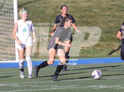 Thumbnail 2 in Farmington vs. Lone Peak (UHSAA 6A Semifinal) photogallery.