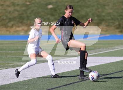 Thumbnail 3 in Farmington vs. Lone Peak (UHSAA 6A Semifinal) photogallery.