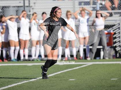Thumbnail 1 in Farmington vs. Lone Peak (UHSAA 6A Semifinal) photogallery.