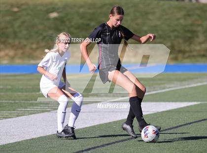 Thumbnail 1 in Farmington vs. Lone Peak (UHSAA 6A Semifinal) photogallery.