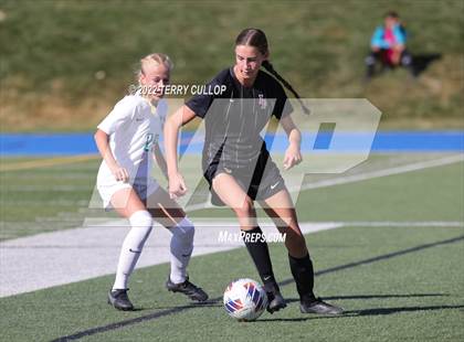 Thumbnail 2 in Farmington vs. Lone Peak (UHSAA 6A Semifinal) photogallery.