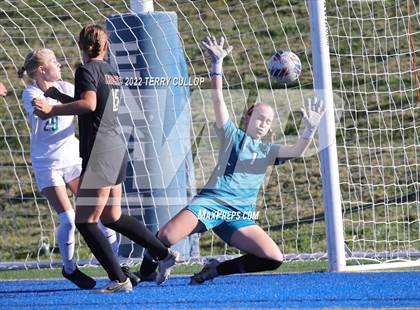 Thumbnail 3 in Farmington vs. Lone Peak (UHSAA 6A Semifinal) photogallery.