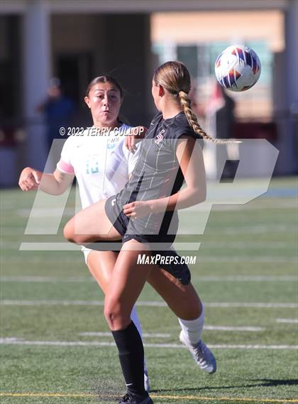 Thumbnail 2 in Farmington vs. Lone Peak (UHSAA 6A Semifinal) photogallery.