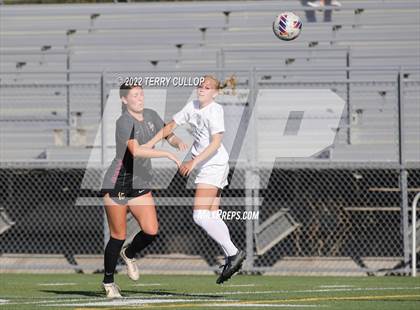 Thumbnail 2 in Farmington vs. Lone Peak (UHSAA 6A Semifinal) photogallery.
