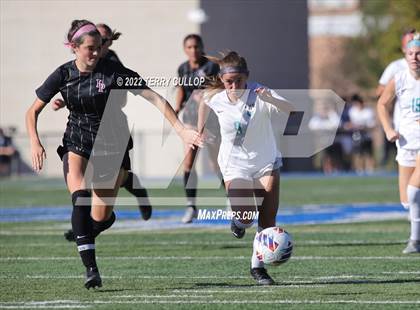 Thumbnail 2 in Farmington vs. Lone Peak (UHSAA 6A Semifinal) photogallery.