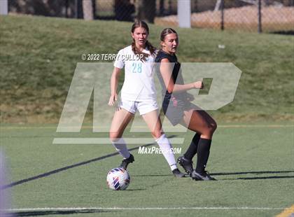 Thumbnail 1 in Farmington vs. Lone Peak (UHSAA 6A Semifinal) photogallery.