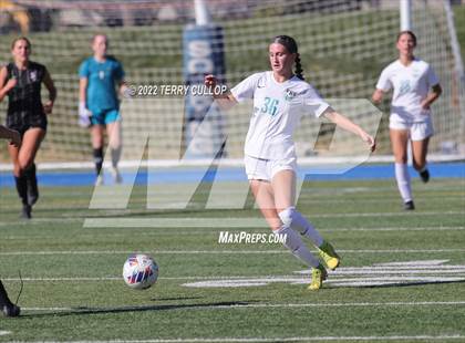 Thumbnail 3 in Farmington vs. Lone Peak (UHSAA 6A Semifinal) photogallery.