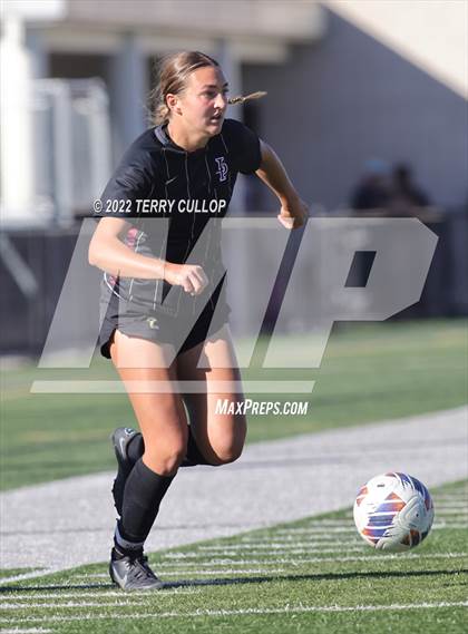 Thumbnail 3 in Farmington vs. Lone Peak (UHSAA 6A Semifinal) photogallery.