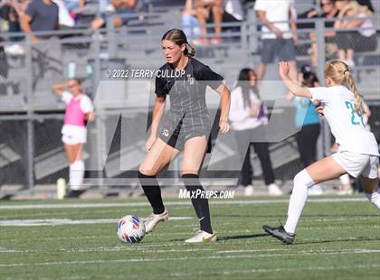 Thumbnail 1 in Farmington vs. Lone Peak (UHSAA 6A Semifinal) photogallery.