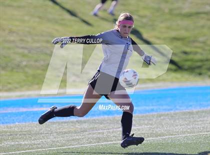 Thumbnail 3 in Farmington vs. Lone Peak (UHSAA 6A Semifinal) photogallery.