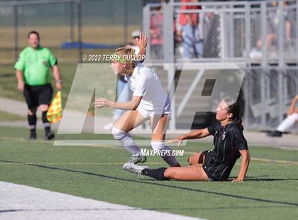 Thumbnail 1 in Farmington vs. Lone Peak (UHSAA 6A Semifinal) photogallery.