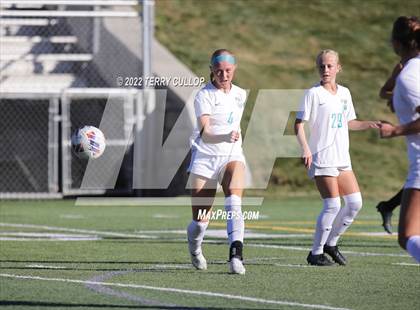 Thumbnail 2 in Farmington vs. Lone Peak (UHSAA 6A Semifinal) photogallery.