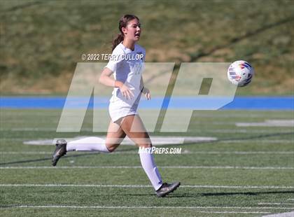 Thumbnail 1 in Farmington vs. Lone Peak (UHSAA 6A Semifinal) photogallery.