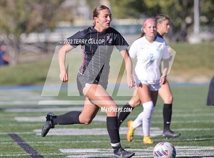 Thumbnail 3 in Farmington vs. Lone Peak (UHSAA 6A Semifinal) photogallery.