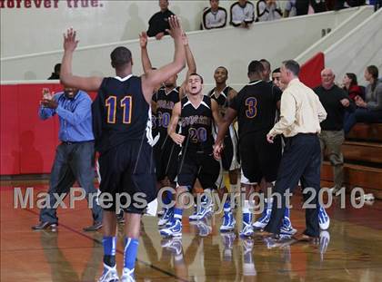 Thumbnail 2 in Price vs. Newark Memorial (MaxPreps Holiday Classic) photogallery.