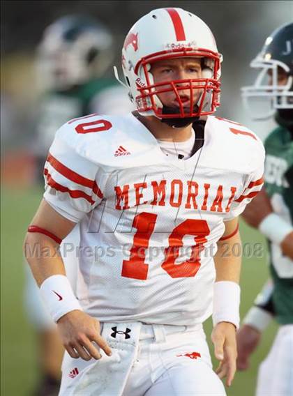 Thumbnail 1 in Memorial @ Strake Jesuit photogallery.