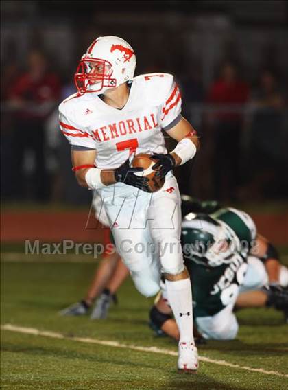 Thumbnail 3 in Memorial @ Strake Jesuit photogallery.