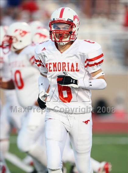 Thumbnail 2 in Memorial @ Strake Jesuit photogallery.
