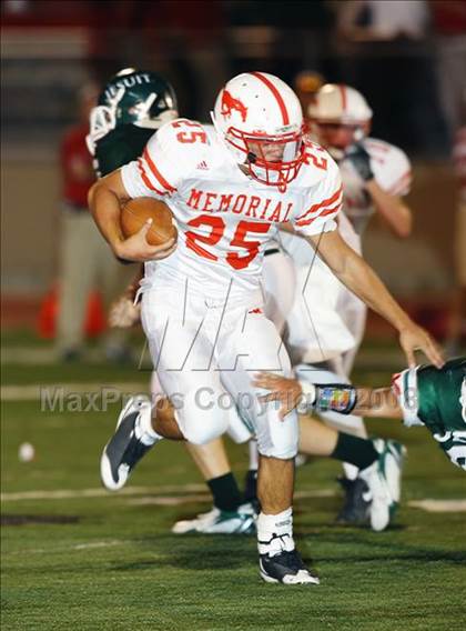 Thumbnail 2 in Memorial @ Strake Jesuit photogallery.