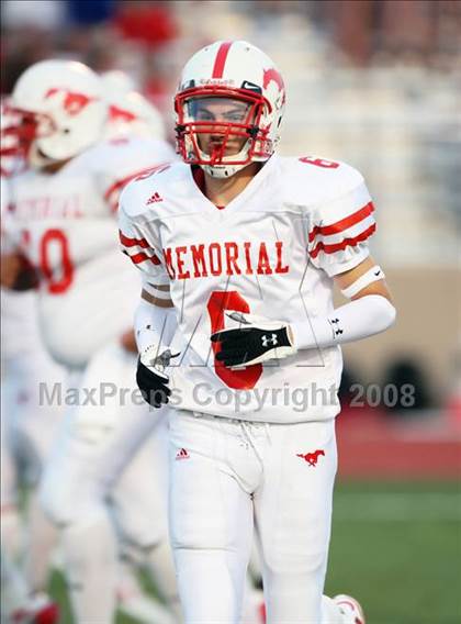 Thumbnail 3 in Memorial @ Strake Jesuit photogallery.