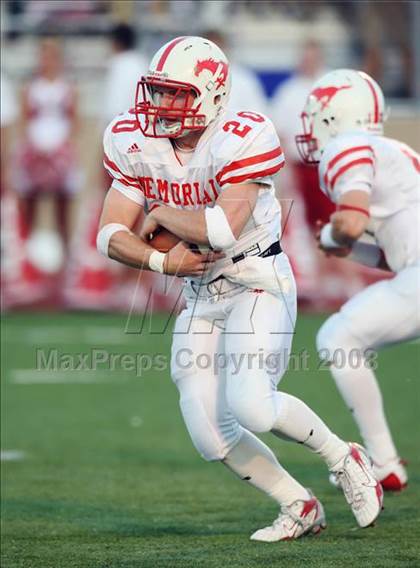 Thumbnail 3 in Memorial @ Strake Jesuit photogallery.