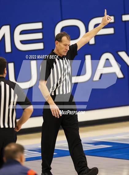 Thumbnail 2 in Central vs Ozark (The 48 Hours of Basketball) photogallery.