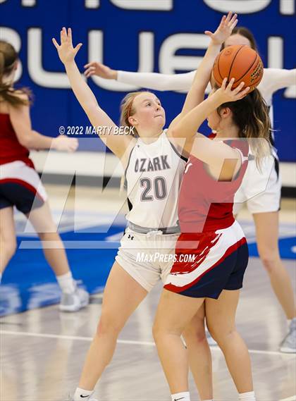Thumbnail 1 in Central vs Ozark (The 48 Hours of Basketball) photogallery.