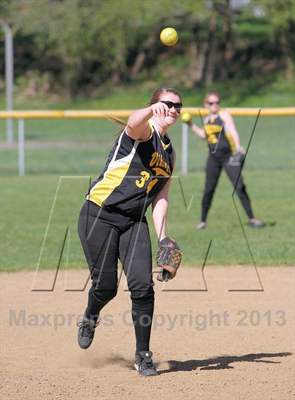 Thumbnail 2 in Clarion-Limestone @ Venango Catholic photogallery.