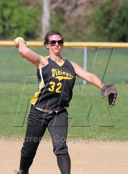 Thumbnail 3 in Clarion-Limestone @ Venango Catholic photogallery.