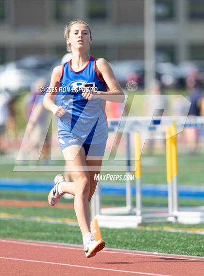 Thumbnail 1 in Suffolk County Section XI State Qualifier photogallery.