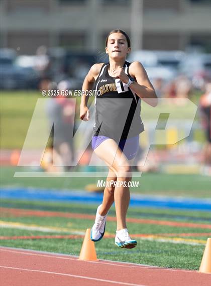 Thumbnail 3 in Suffolk County Section XI State Qualifier photogallery.