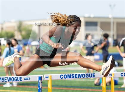 Thumbnail 2 in Suffolk County Section XI State Qualifier photogallery.