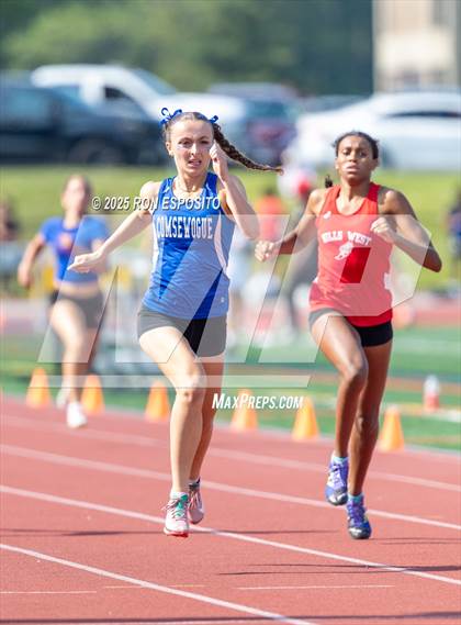 Thumbnail 1 in Suffolk County Section XI State Qualifier photogallery.