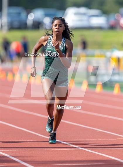 Thumbnail 3 in Suffolk County Section XI State Qualifier photogallery.