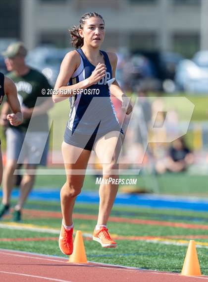 Thumbnail 1 in Suffolk County Section XI State Qualifier photogallery.