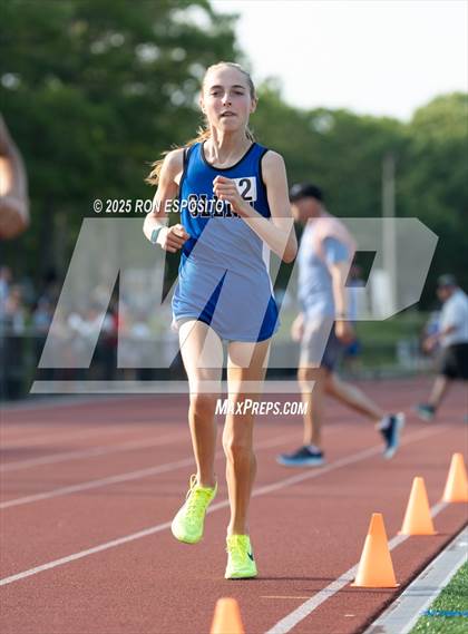 Thumbnail 1 in Suffolk County Section XI State Qualifier photogallery.