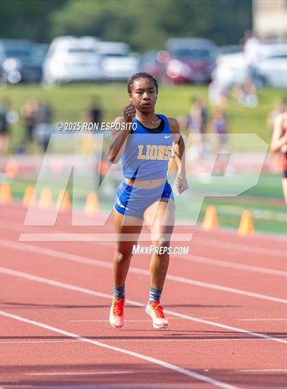 Thumbnail 2 in Suffolk County Section XI State Qualifier photogallery.