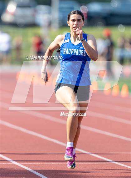 Thumbnail 1 in Suffolk County Section XI State Qualifier photogallery.