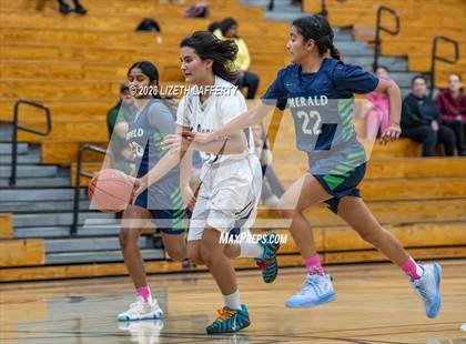 Thumbnail 1 in JV: Emerald @ Freedom photogallery.