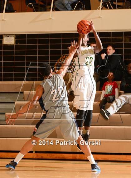 Thumbnail 3 in St. Patrick vs. Hyde Park (Saint Patrick Tournament) photogallery.