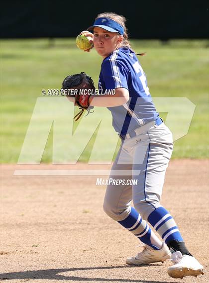 Thumbnail 2 in Danvers @ Newburyport photogallery.
