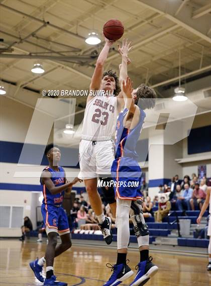Thumbnail 3 in Chilton County vs Shelby County (AHSAA 5A - Region 6 Tournament) photogallery.