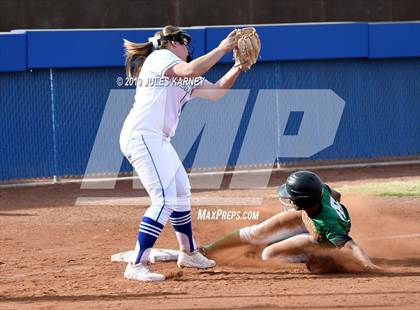 Thumbnail 2 in Rancho vs Bishop Gorman photogallery.